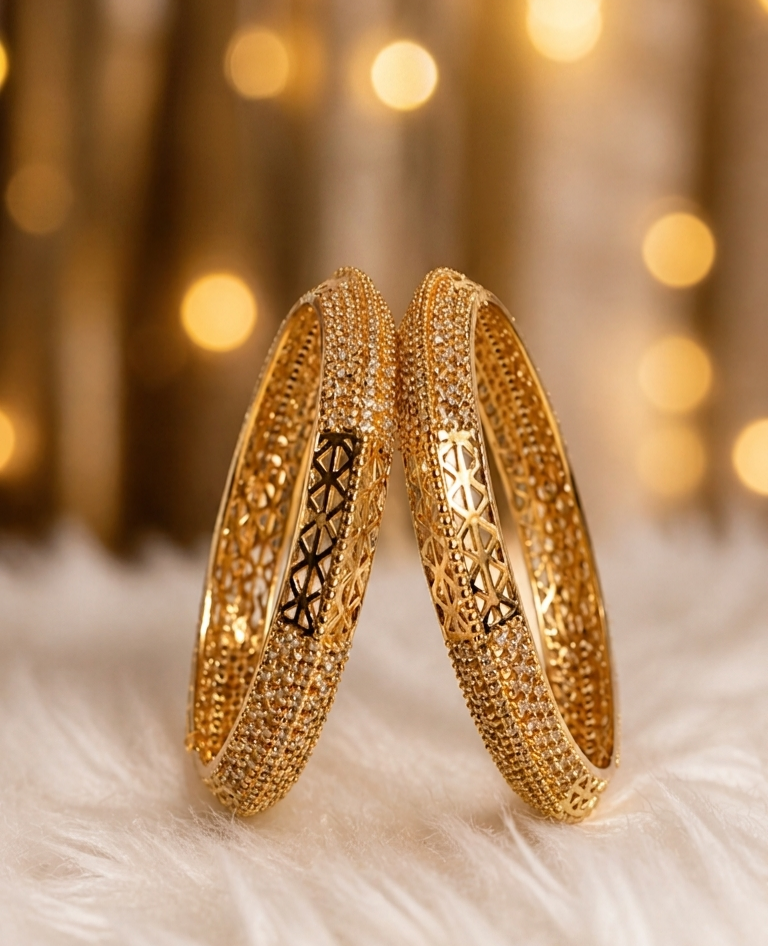 Royal Radiance: Gold Edition Bangle